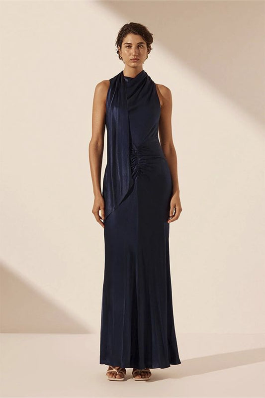 Vestido Largo con Pañuelo Azul Noche
