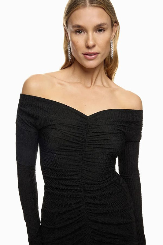 Vestido Kaia Midi Hombros Descubiertos Negro
