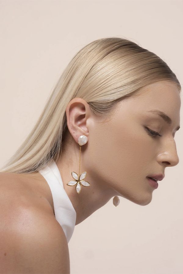 Pendientes White Lotus