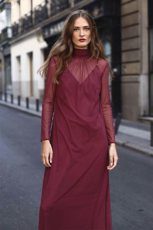 Vestido Coello Midi con Tul Burdeos