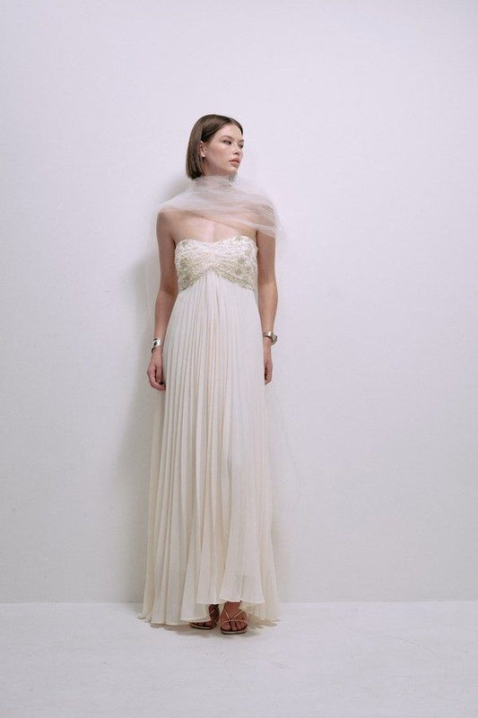 Vestido Sabrina Blanco con Capa