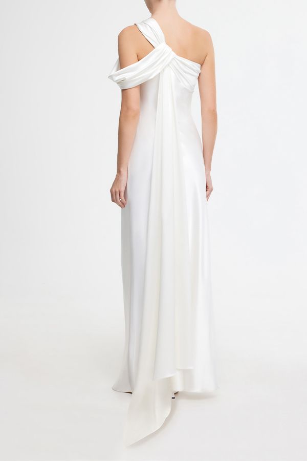 Vestido Ashborne Largo Blanco Detalle Cola