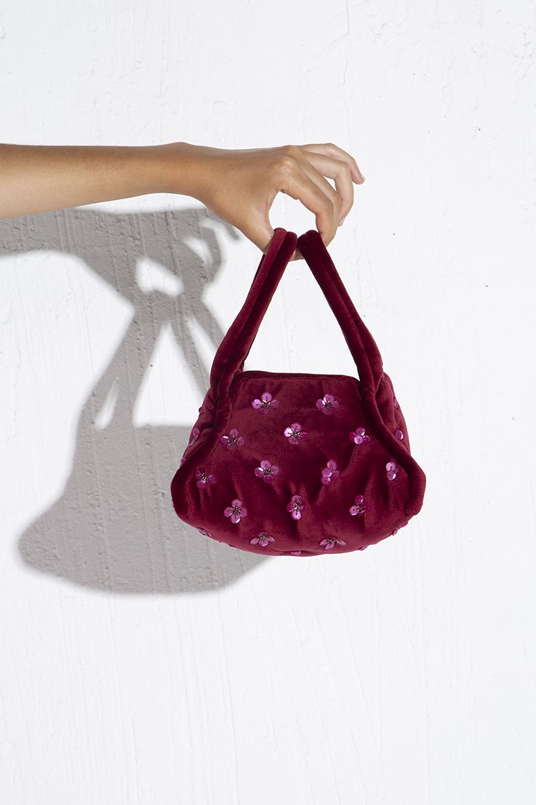 Bolsito Terciopelo Apliques de Flores Rojo Vino