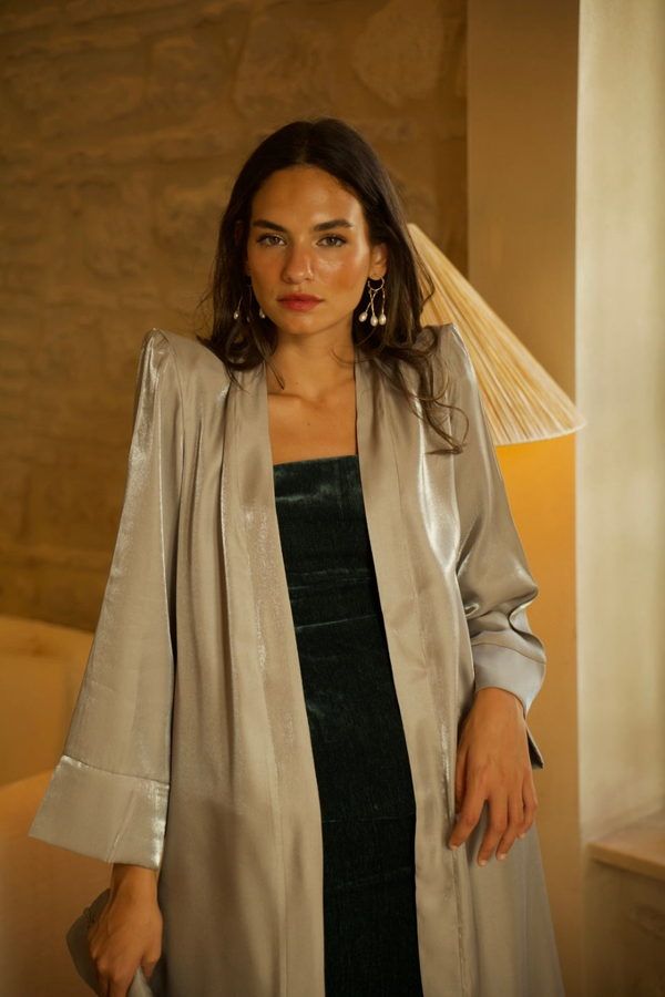 Kimono Satinado Gris