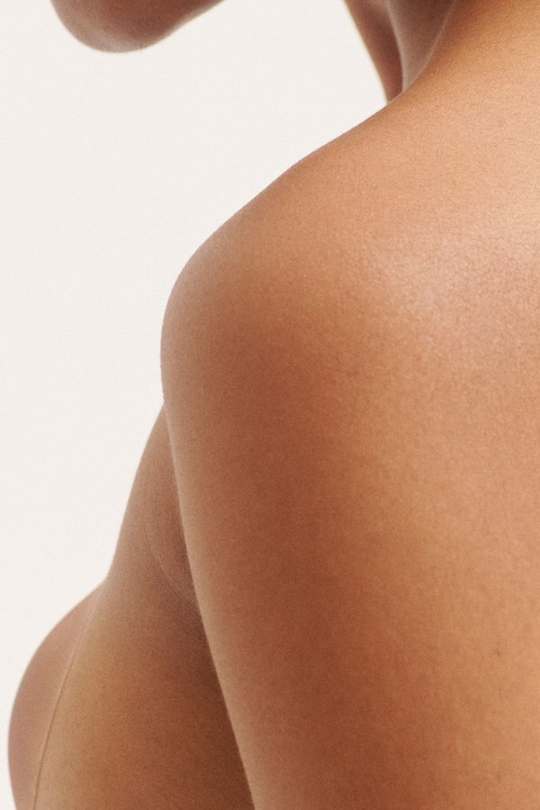 Pezoneras de Silicona No-Show - Con Adhesivo